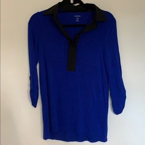 KENSIE blue and black blouse